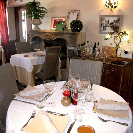 מלון Fleurie Montsalvy